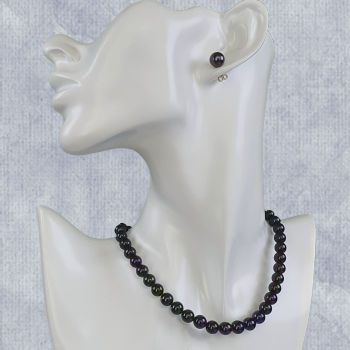 black pearl necklace with 7-8mm pearls