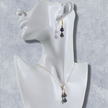 8mm black pendant and earrings